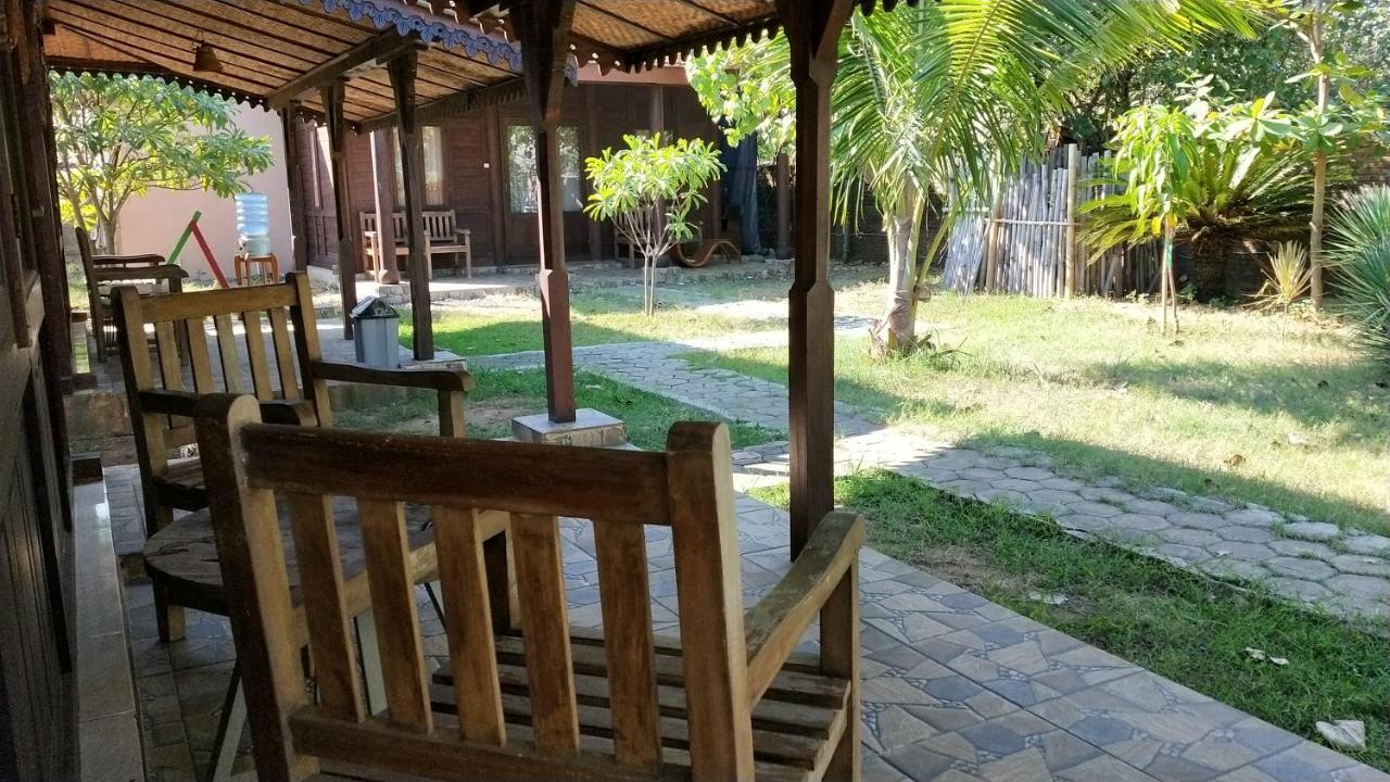 Omah Laut Bondo Jepara - By The Beach, Direct View Of The Sea, Great Base For Water Sports Margokerto Exterior photo