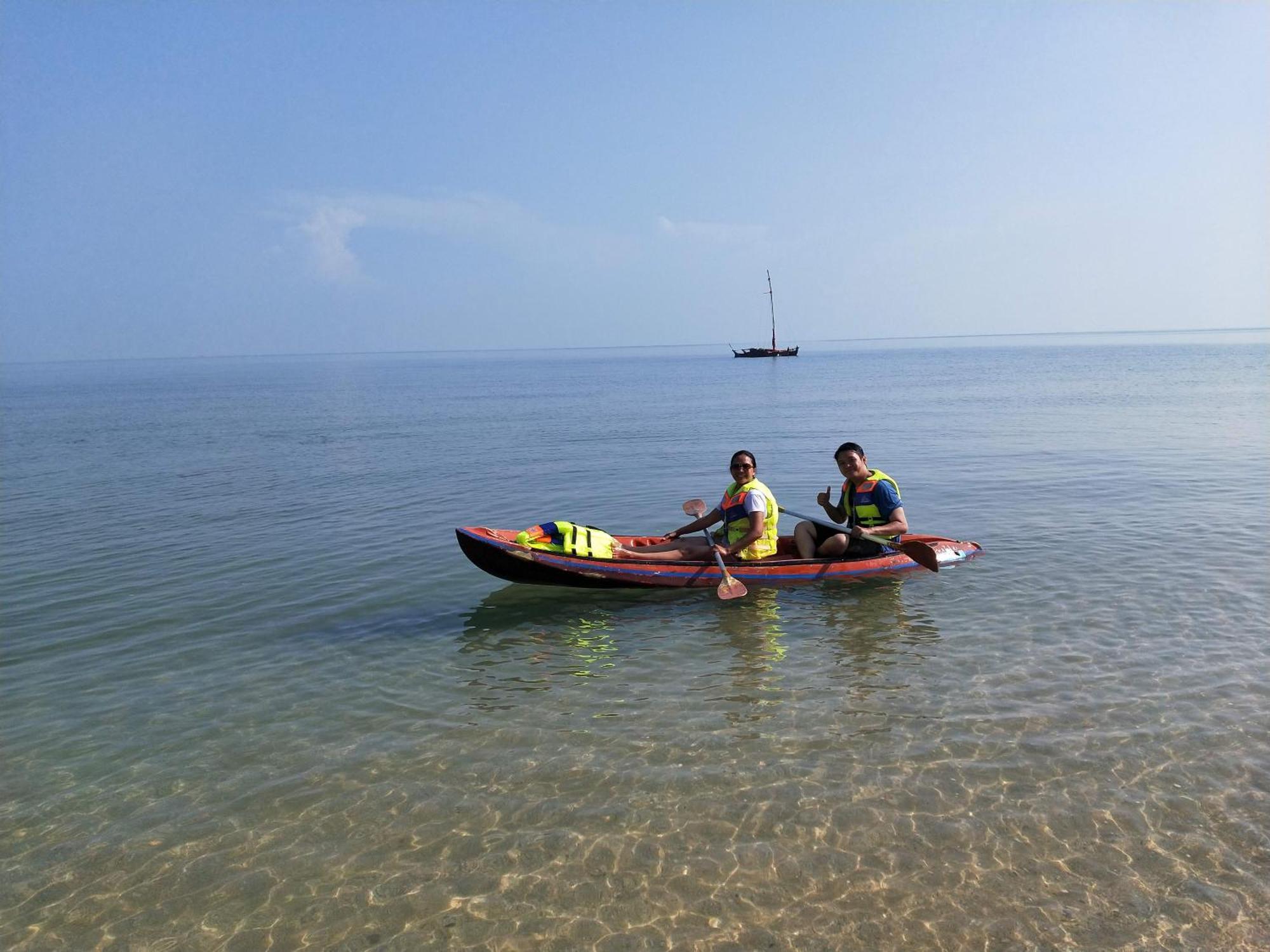 Omah Laut Bondo Jepara - By The Beach, Direct View Of The Sea, Great Base For Water Sports Margokerto Exterior photo