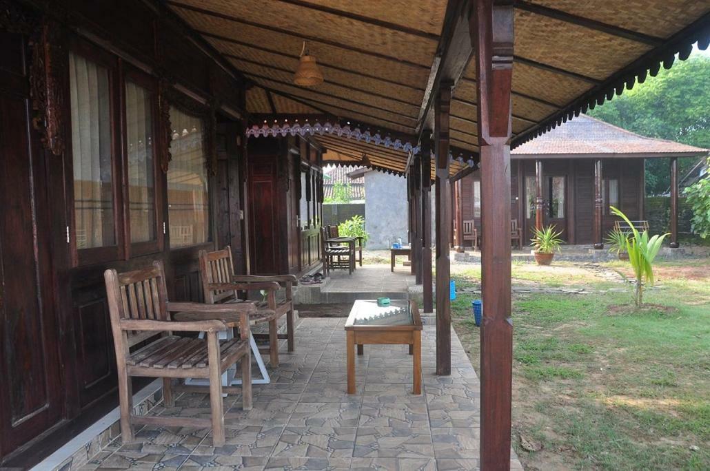 Omah Laut Bondo Jepara - By The Beach, Direct View Of The Sea, Great Base For Water Sports Margokerto Exterior photo